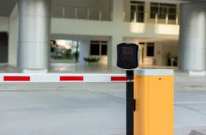 normativa sicurezza cancelli scorrevoli motorizzati